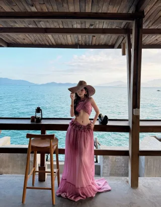 Ảnh 1 của Set váy hai mảnh hồng boho maxi nữ