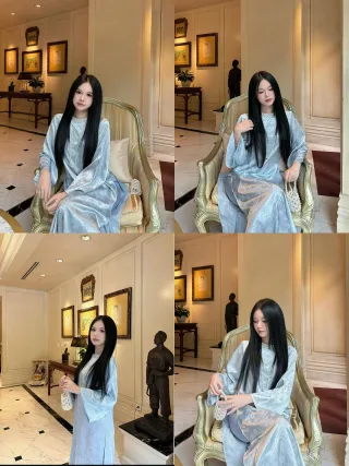 Photo 1 of Áo dài lụa xanh nhạt nữ size M