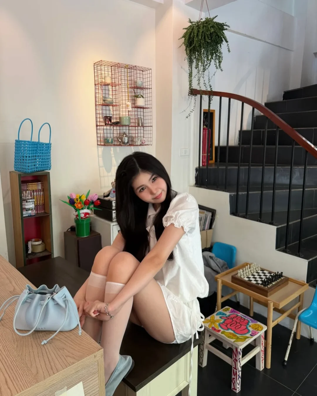 Ảnh 2 của Set áo váy trắng ren nữ ngắn size M