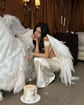 Photo 2 of Set đồ thiên thần satin trắng nữ