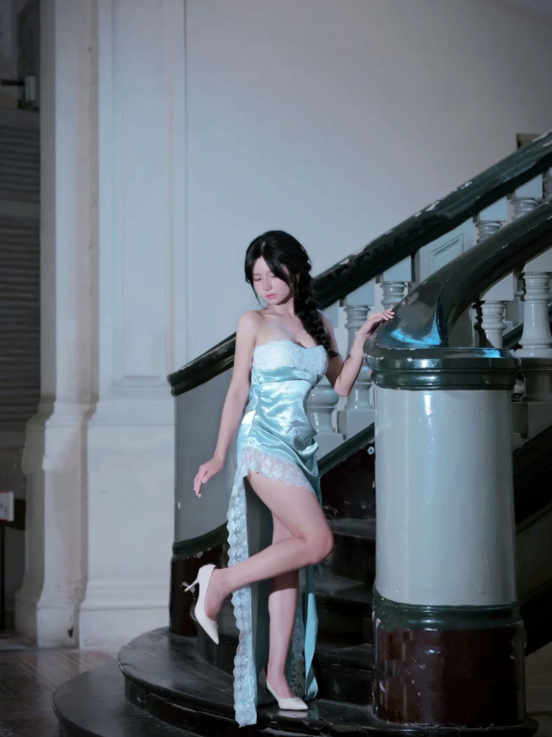 Ảnh 6 của Váy satin xanh mint size M nữ