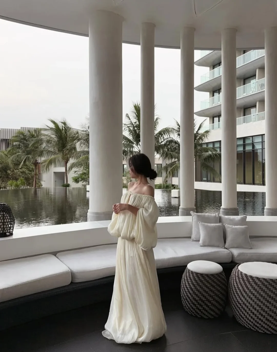 Ảnh 2 của Váy maxi trắng trễ vai Amelie size S