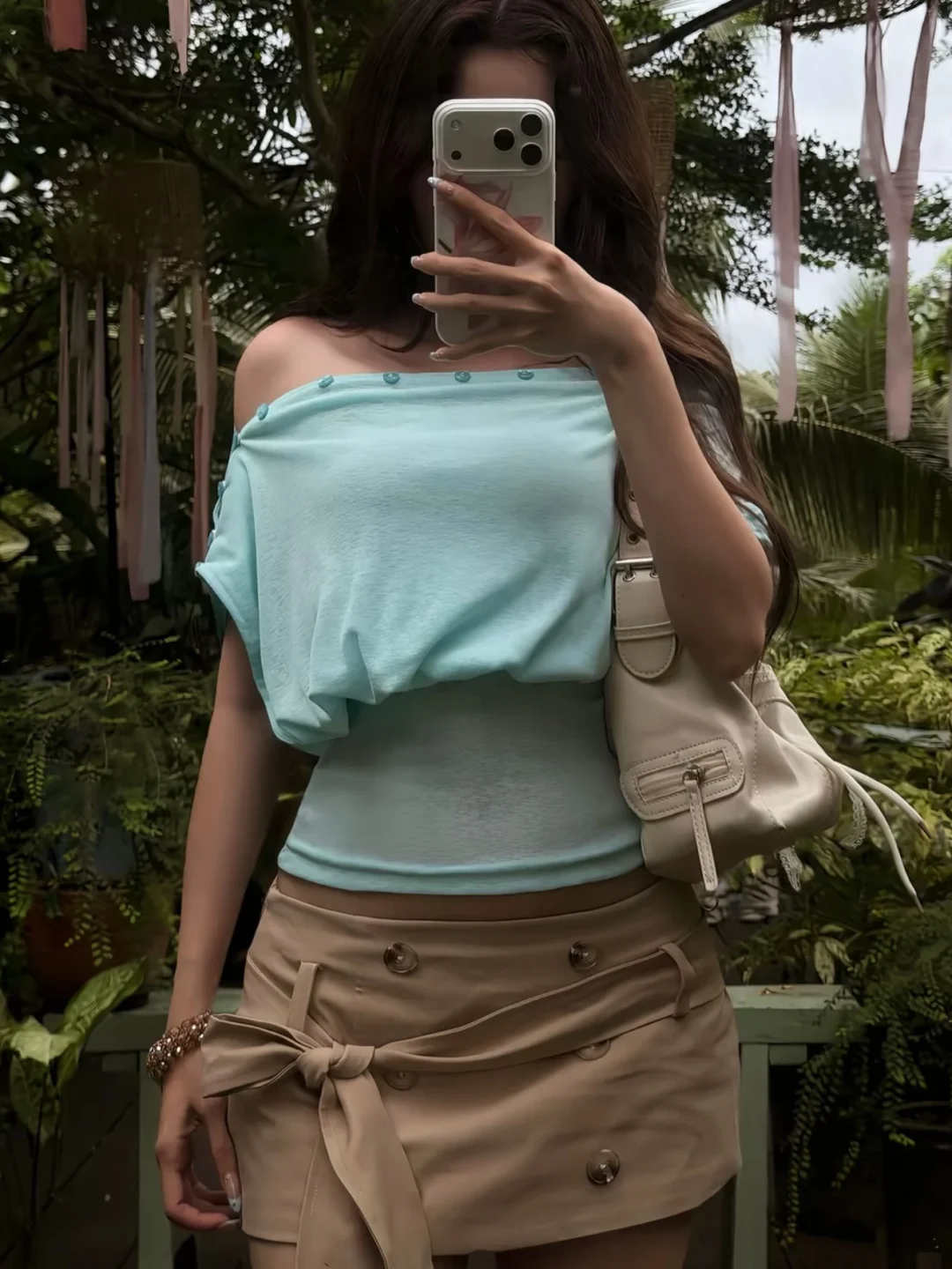 Ảnh 4 của Set áo trễ vai quần short nơ nữ