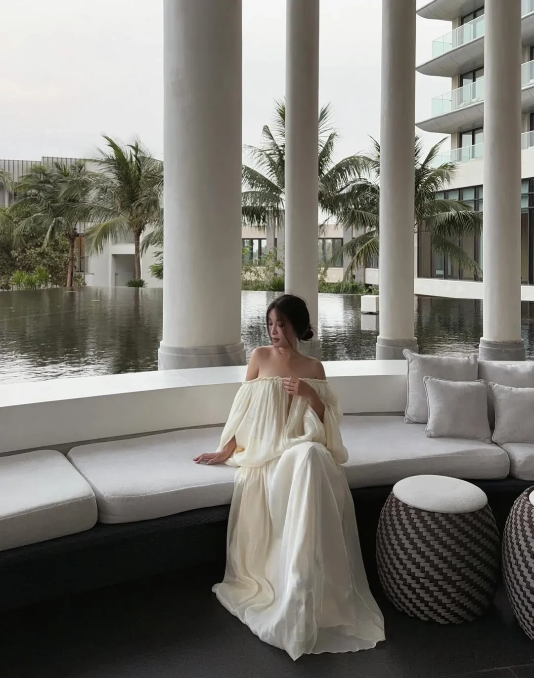 Ảnh 5 của Váy maxi trắng trễ vai Amelie size S