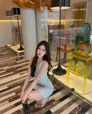 Ảnh 2 của Đầm sequin bạc dạ hội size XS/S
