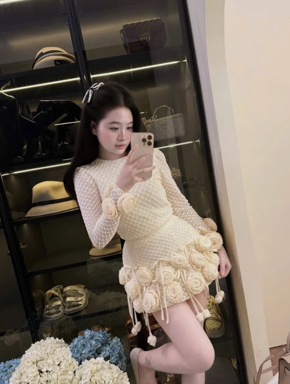 Photo 2 of Set váy ren trắng nữ size M