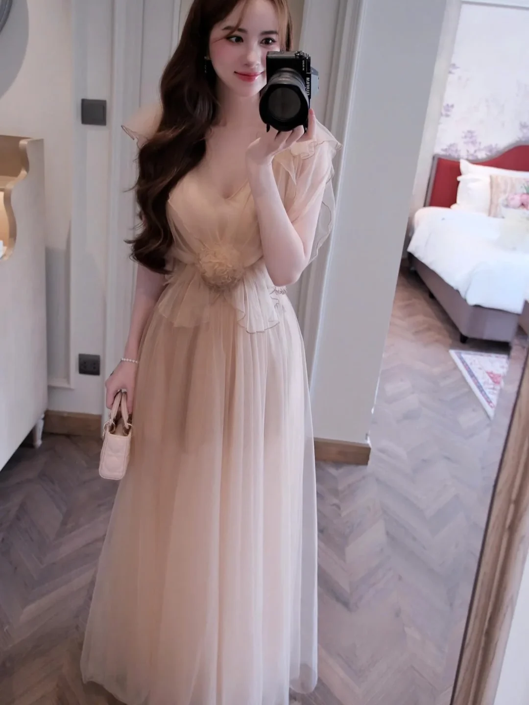 Photo 4 of Váy tiệc voan nude dài size M