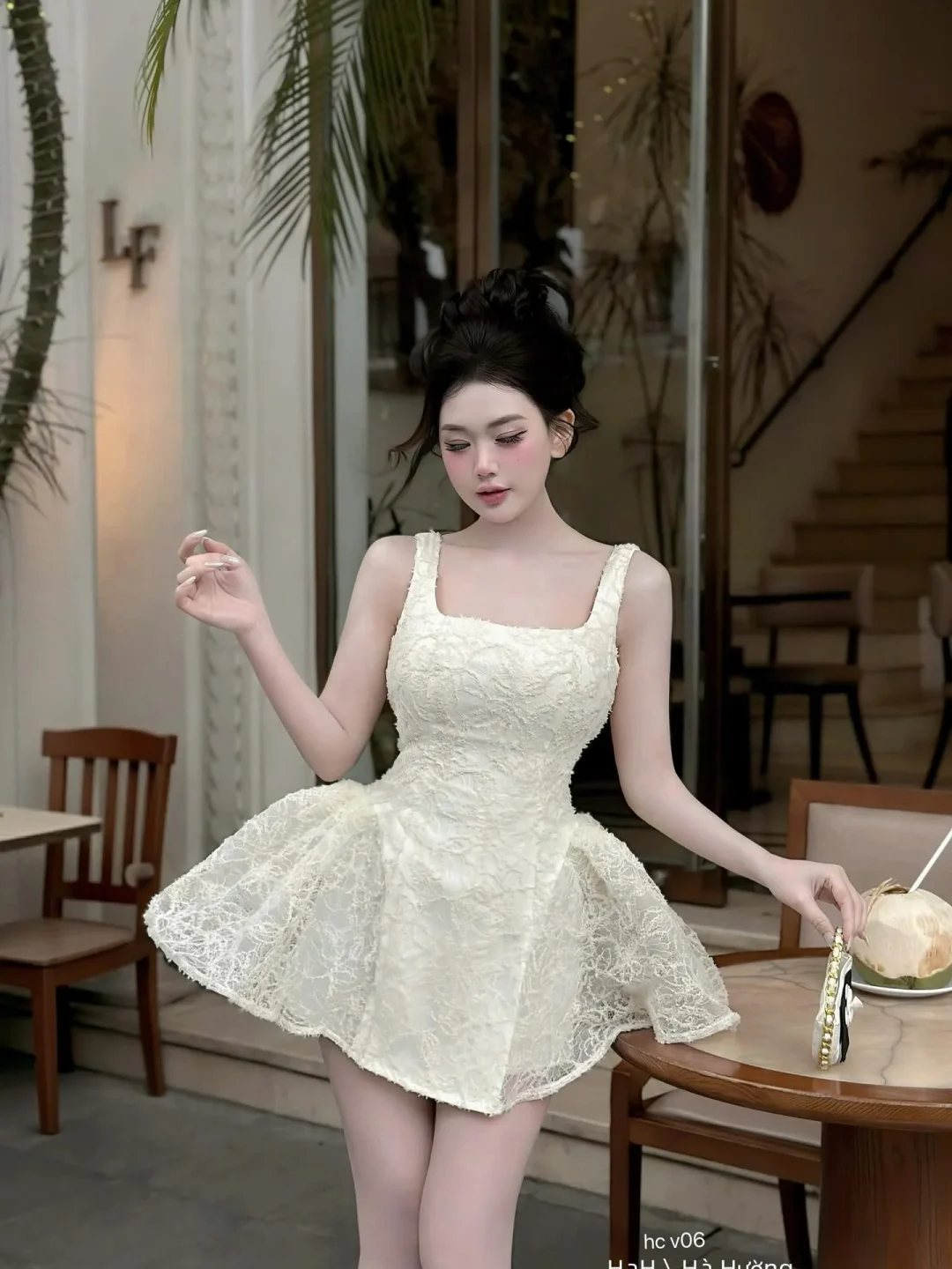 Ảnh 3 của Váy ren trắng mini nữ sang trọng