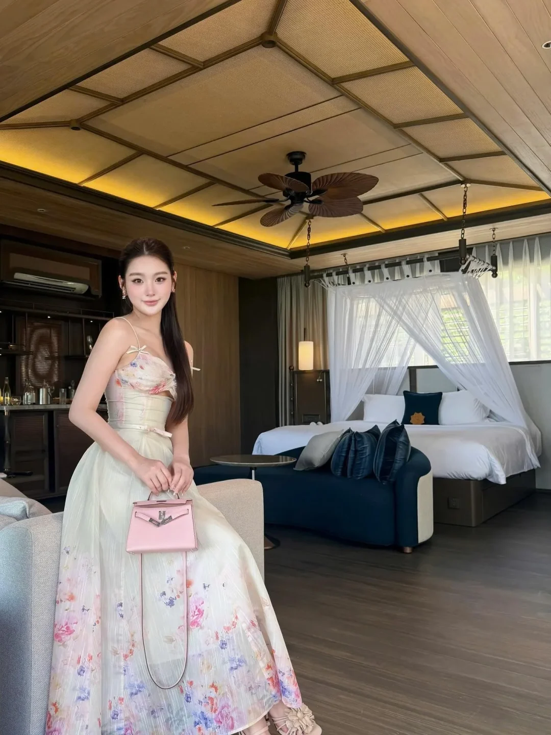 Ảnh 1 của Váy maxi hoa pastel Chou Chou