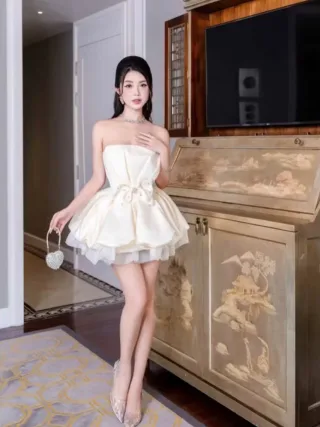 Ảnh 2 của Đầm strapless búp bê kem dự tiệc