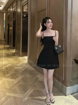 Photo 3 of Đầm mini đen hai dây A24 size S
