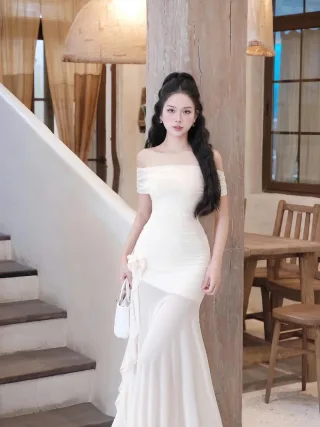 Ảnh 3 của Đầm trắng trễ vai dự tiệc TC Dress
