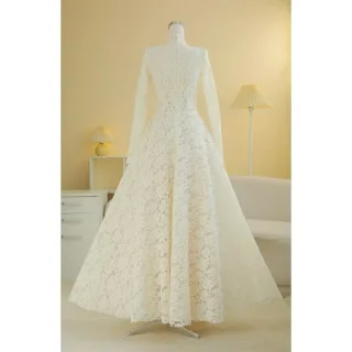 Ảnh 2 của Váy Ren Vintage Trắng Dài Tay Sò Vintage