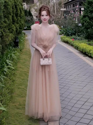 Photo 1 of Váy tiệc voan nude dài size M