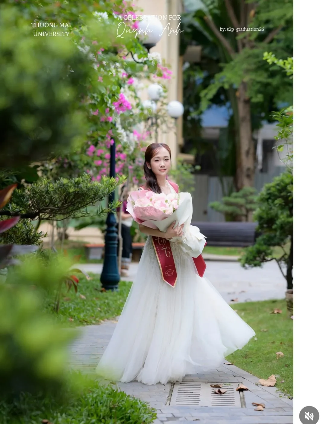 Ảnh 4 của Đầm dạ hội trắng kim sa Sò Vintage