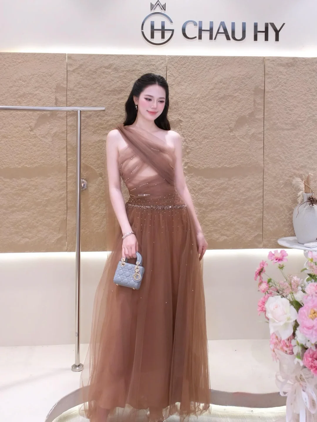 Ảnh 1 của Đầm tiệc một vai nâu đính cườm