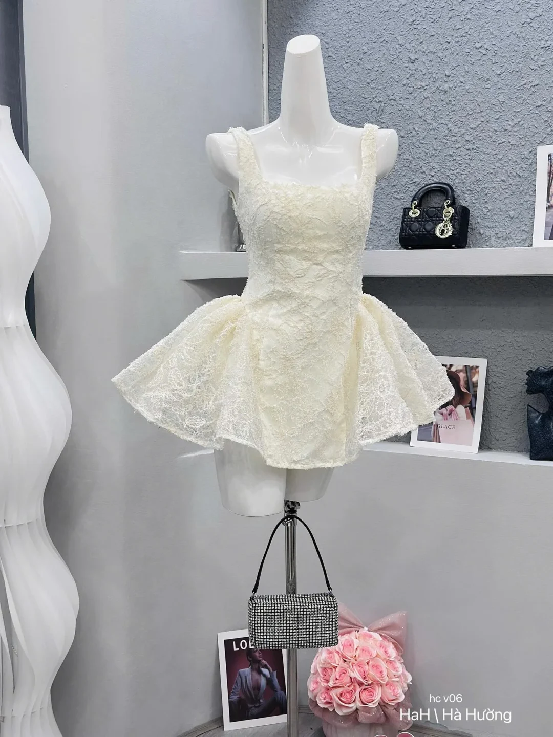 Ảnh 4 của Váy ren trắng mini nữ sang trọng
