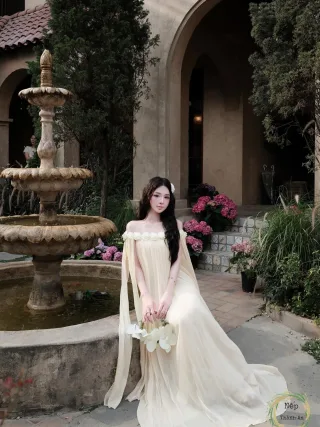 Photo 1 of Váy maxi trễ vai voan kem size M