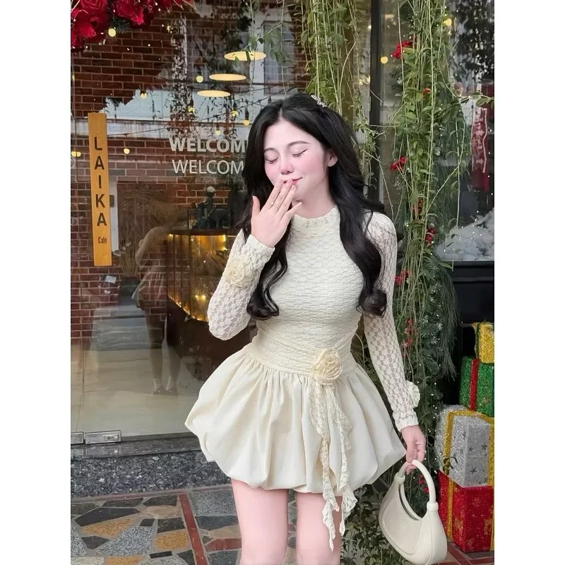 Ảnh 2 của Váy ren kem tay dài TC Dress B135