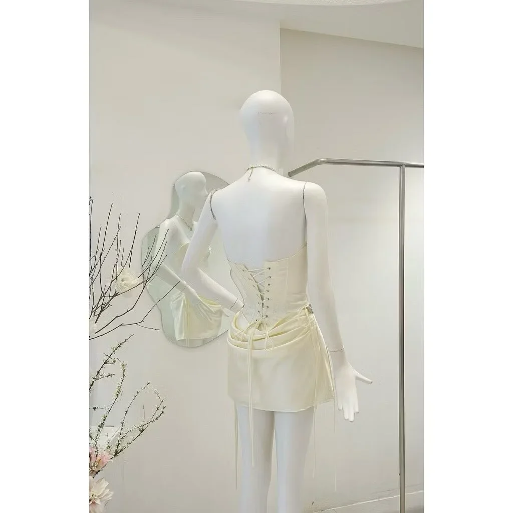 Photo 4 of Váy ngắn cúp ngực satin kem nữ