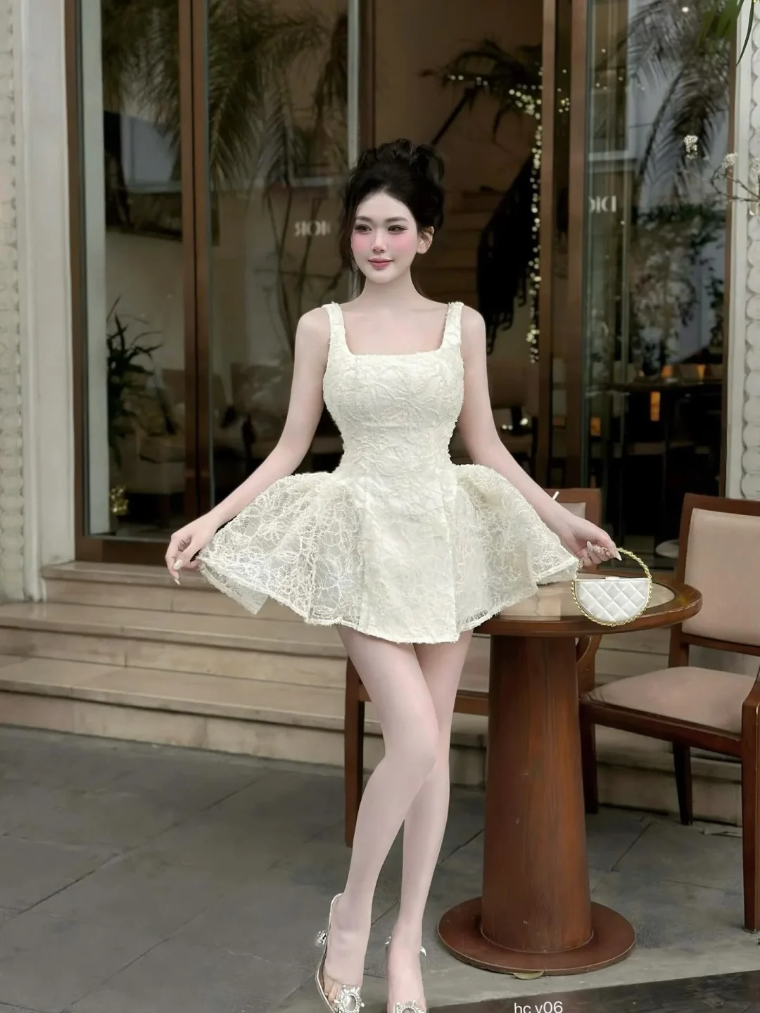 Ảnh 2 của Váy ren trắng mini nữ sang trọng