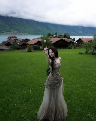 Photo 4 of Đầm maxi ren voan be nhạt size M