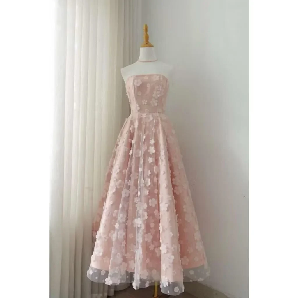 Ảnh 4 của Đầm dạ hội hồng pastel Tiela xòe hoa nổi