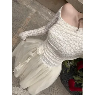Ảnh 2 của Váy tiệc trắng lệch vai ren nữ
