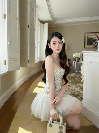 Photo 3 of Đầm Ren Trắng Ngắn A225 Chou Chou