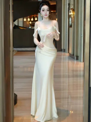 Photo 3 of Đầm dài satin hai dây màu kem