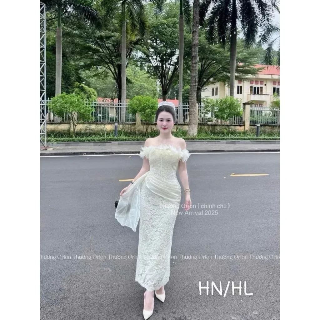 Photo 2 of Đầm ren trắng trễ vai nữ cho thuê