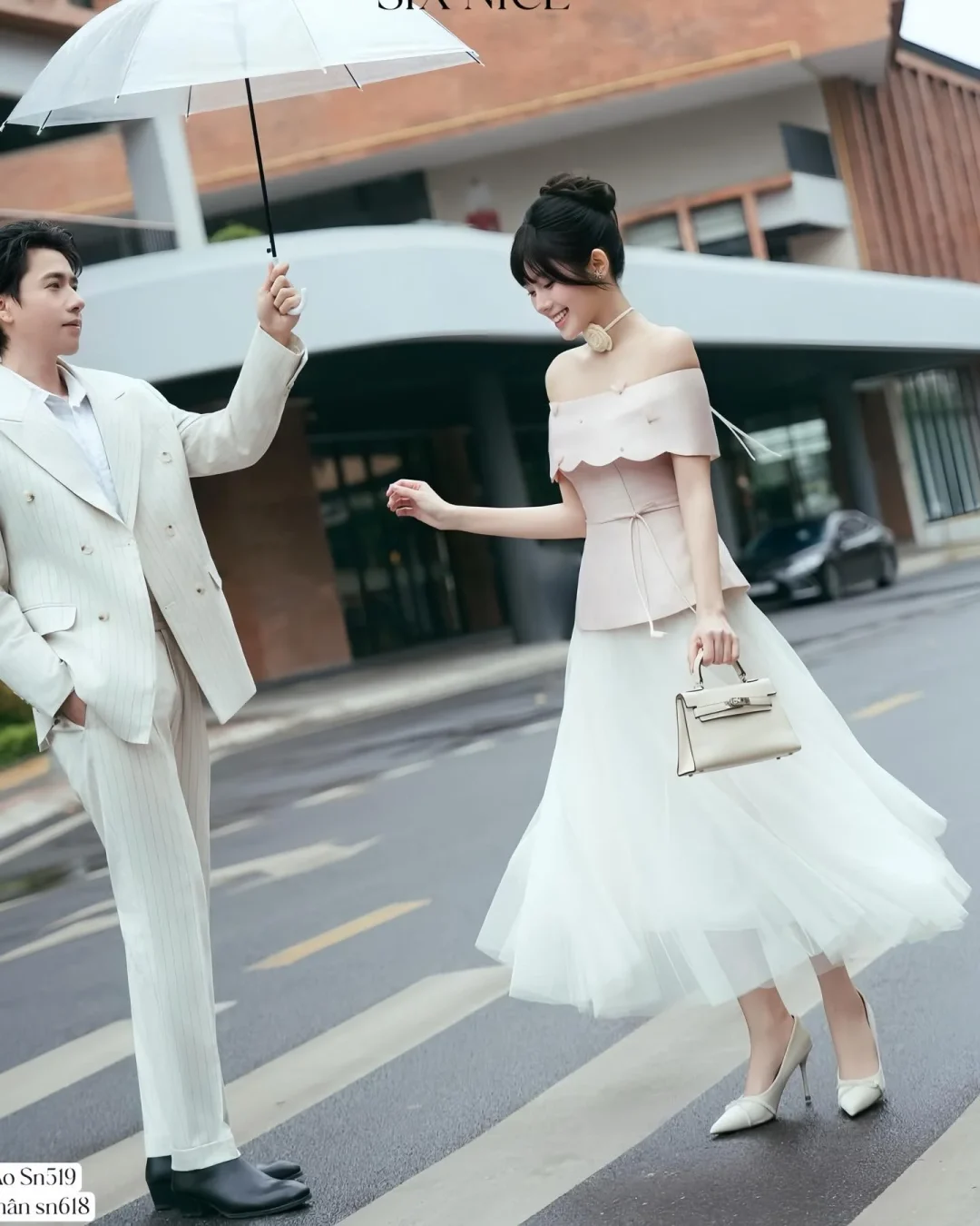 Ảnh 2 của Set áo hồng pastel váy trắng voan nữ