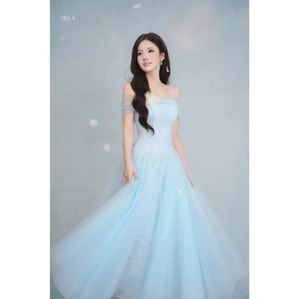 Ảnh 1 của Váy dạ hội xanh nhạt trễ vai Tiela