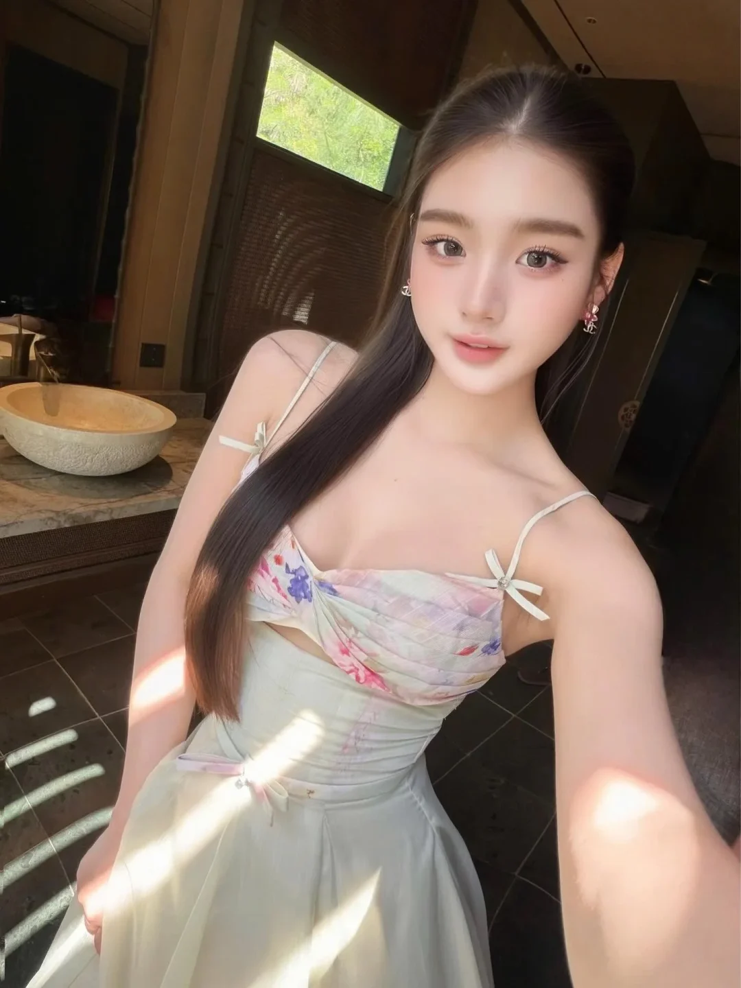 Ảnh 3 của Váy maxi hoa pastel Chou Chou