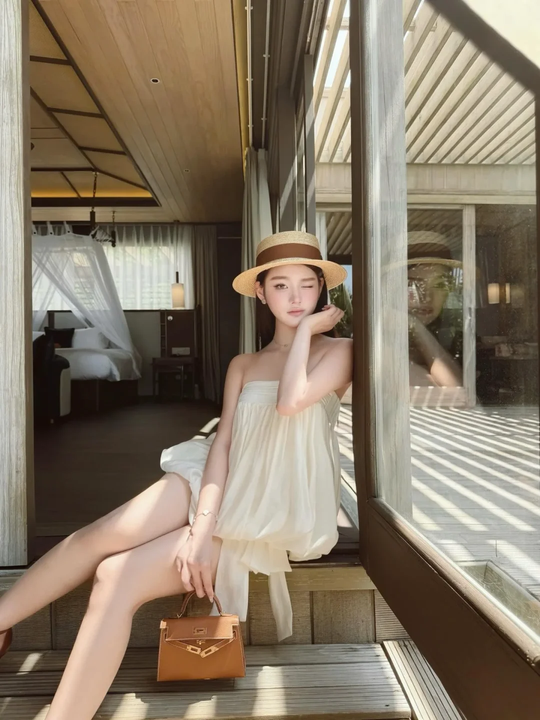Ảnh 2 của Đầm trắng cúp ngực xòe bong bóng Chou Chou