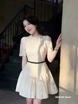 Photo 2 of Đầm ren kem tay ngắn nữ HM