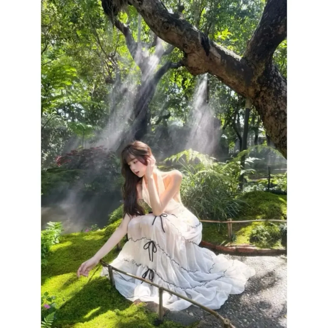 Photo 3 of Set croptop và váy maxi trắng size M