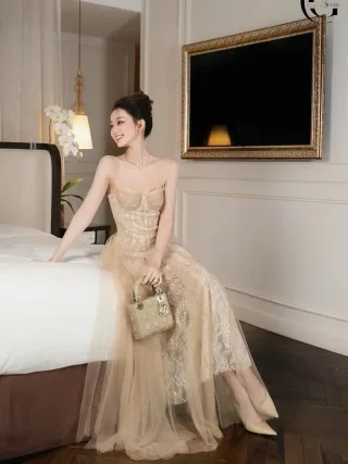Ảnh 3 của Váy ren be dài dự tiệc size M