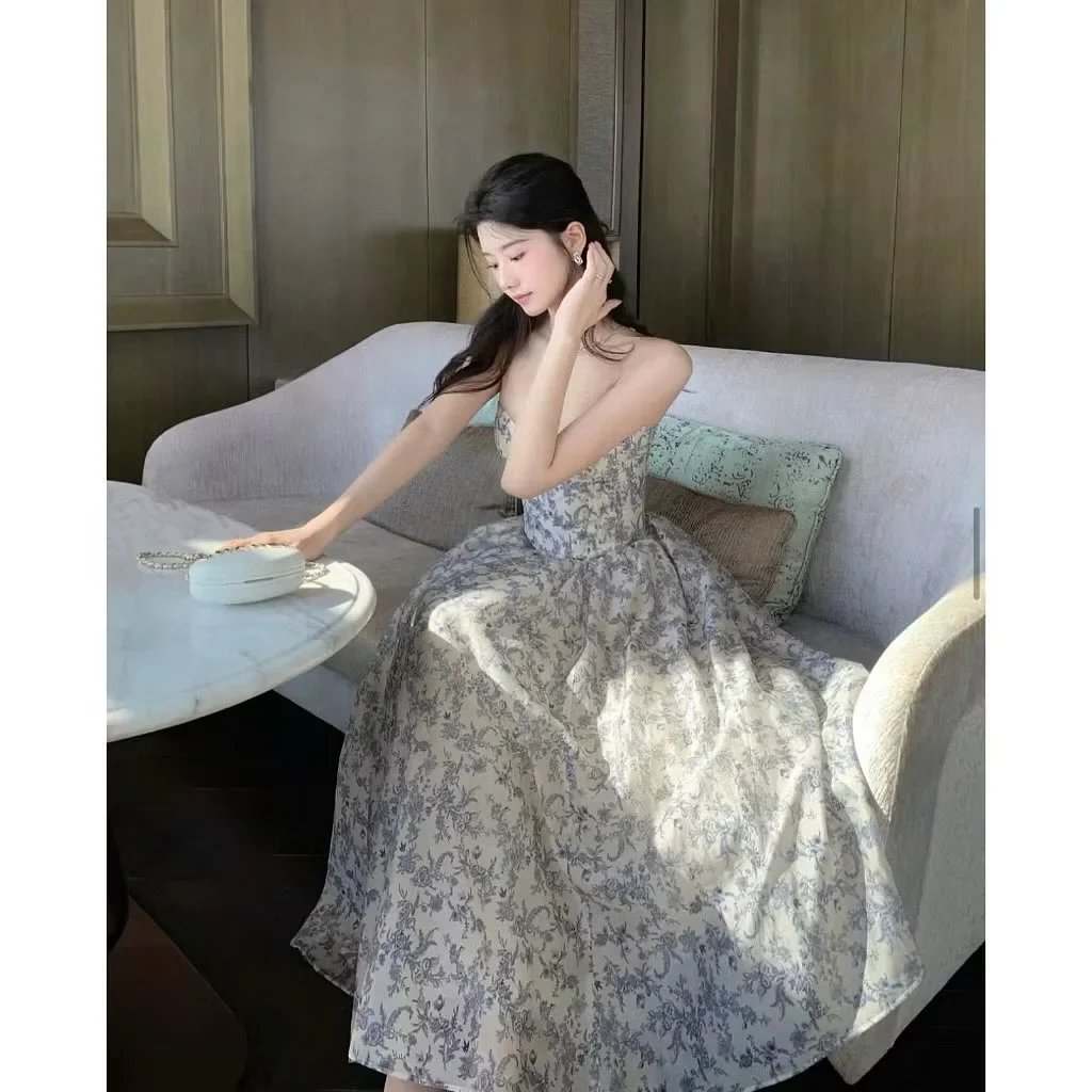 Ảnh 1 của Đầm maxi hoa không dây màu kem nữ