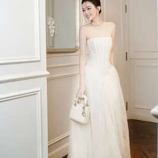 Ảnh 3 của Váy tiệc strapless trắng Chou Chou size M