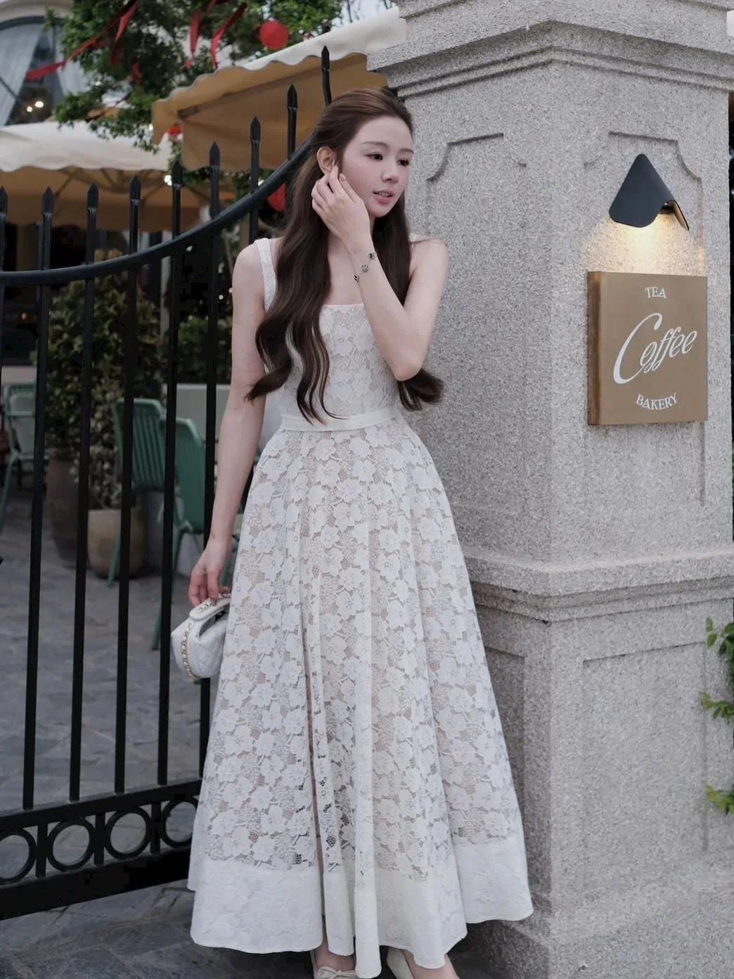 Photo 1 of Váy ren trắng dài A457 size M