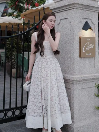 Photo 1 of Váy ren trắng dài A457 size M
