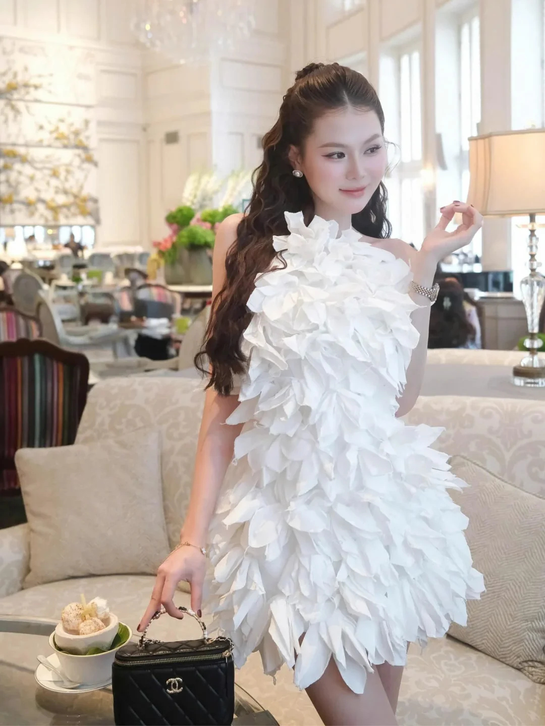 Photo 1 of Đầm trắng bèo nhún một vai Trân Ali