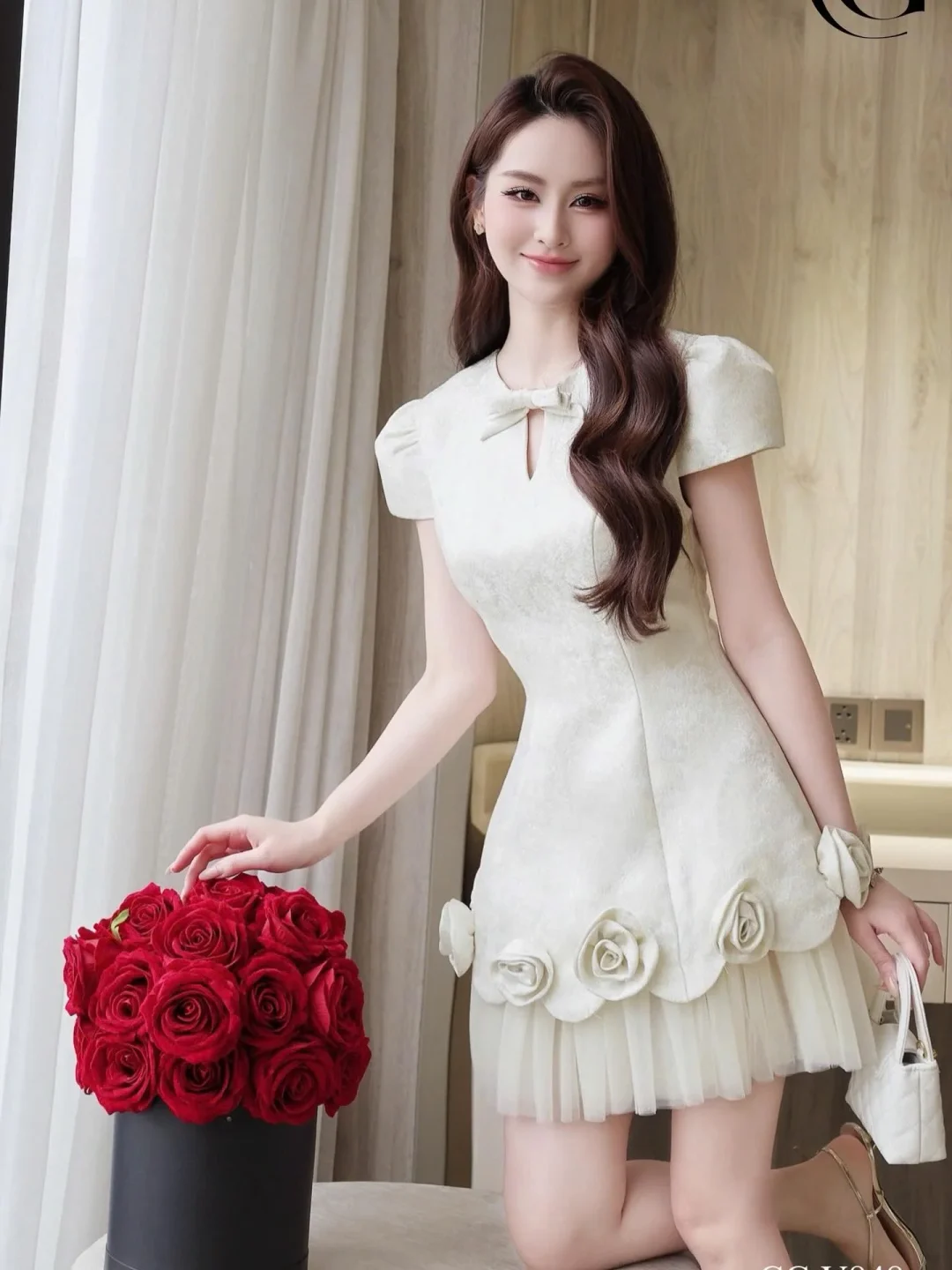 Ảnh 2 của Váy ren trắng ngắn tay phồng nữ