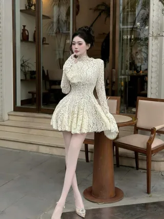 Photo 1 of Váy ren mini kem tay dài nữ