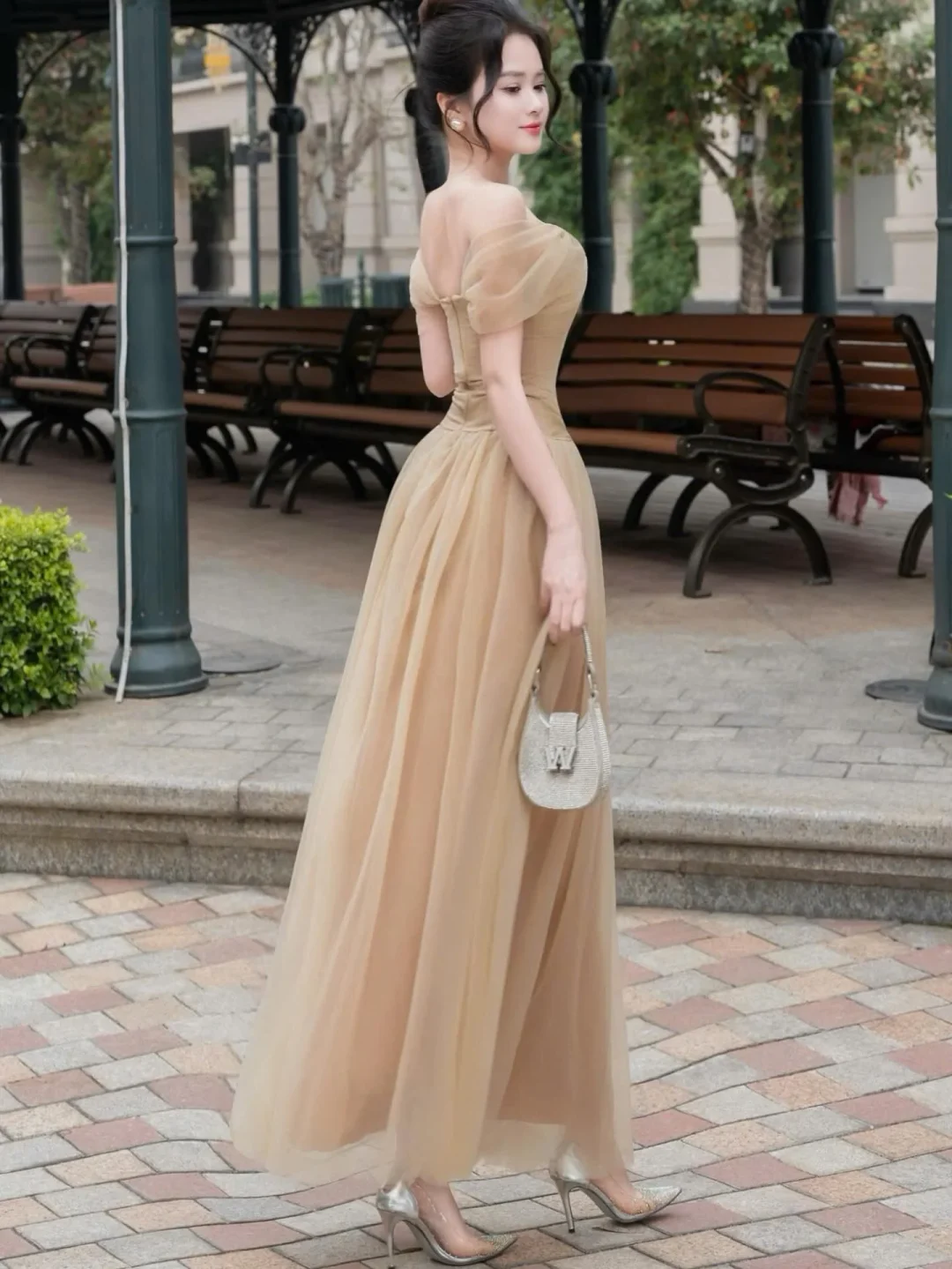 Photo 3 of Váy tiệc voan be dạ hội size L