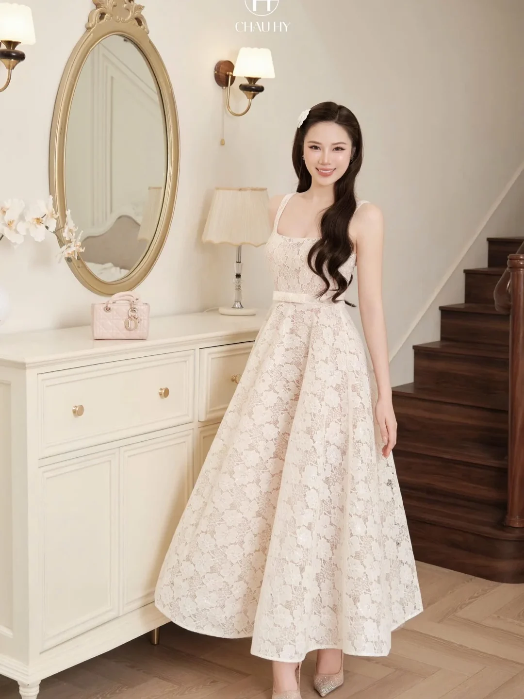 Ảnh 1 của Đầm ren trắng midi Châu Hy sang trọng