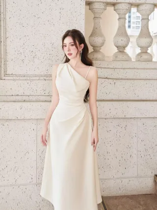 Photo 4 of Đầm midi một vai màu kem A180