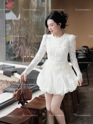 Ảnh 3 của Váy ren trắng mini tay dài nữ