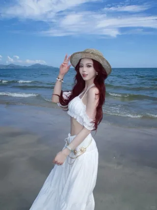 Ảnh 3 của Set croptop váy maxi trắng boho nữ